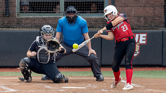 SIUE Softball v Lindenwood 29 March 2025