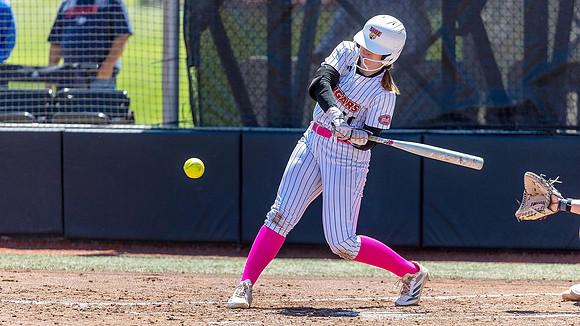 SIUE Softball v Southern Indiana 19 April 2026