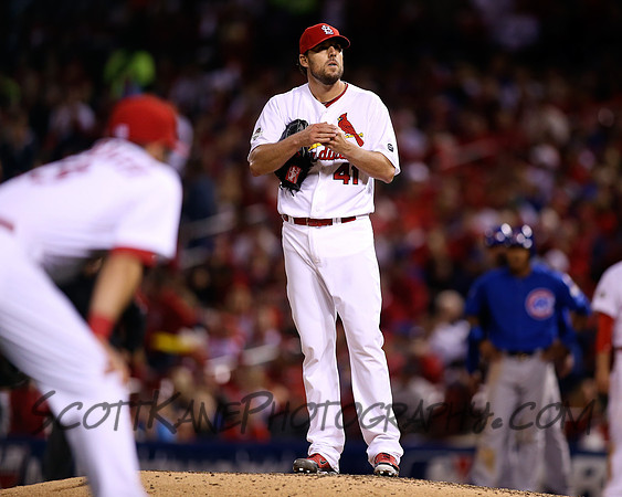 MLB: OCT 09 NLDS - Game 1 - Cubs at Cardinals
