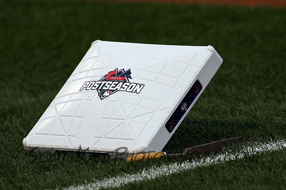 MLB: OCT 09 NLDS - Game 1 - Cubs at Cardinals