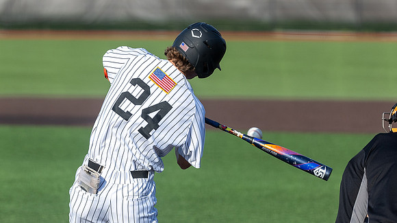 SIUE Baseball v Southern Indiana 17 April 2025