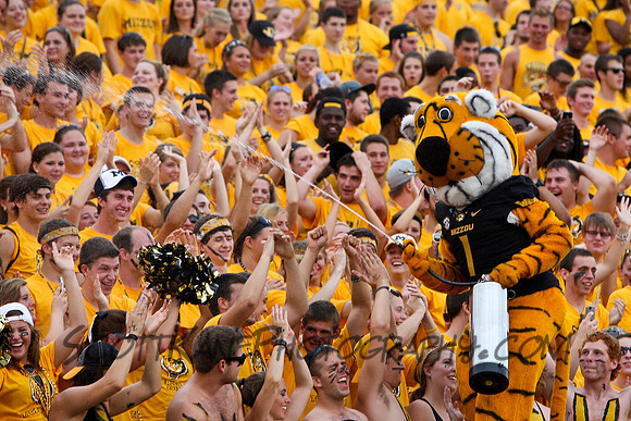 NCAA FOOTBALL: AUG 31 Murray State at Missouri