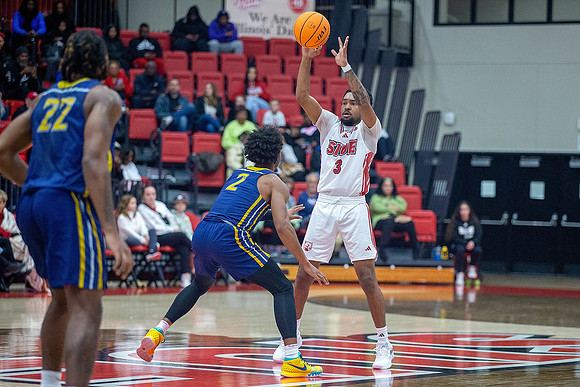 SIUE Men’s Basketball vs East-West University 29 OCT 2023