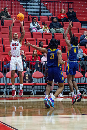 SIUE Men’s Basketball vs East-West University 29 OCT 2023