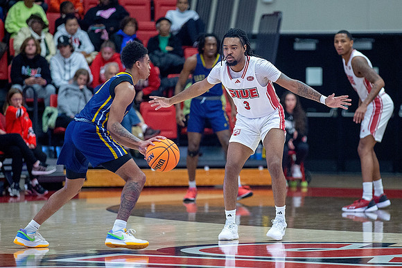 SIUE Men’s Basketball vs East-West University 29 OCT 2023