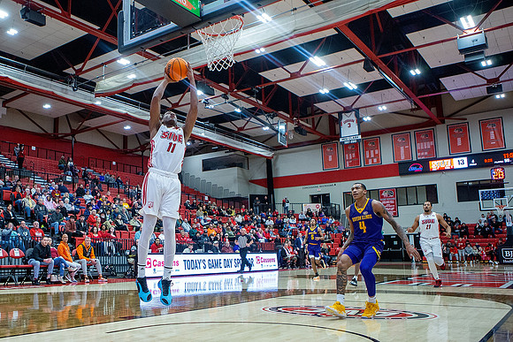 SIUE Men’s Basketball vs Western Illinois 31 DEC 2023