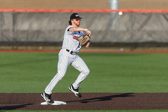 SIUE Baseball v Saint Louis 27 February 2024