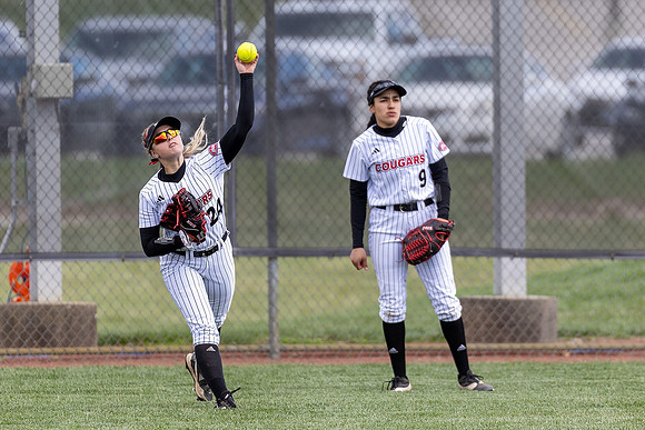 SIUE Softball v Southeast Missouri 17 March 2024