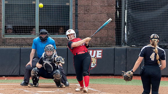 SIUE Softball v Lindenwood 29 March 2025