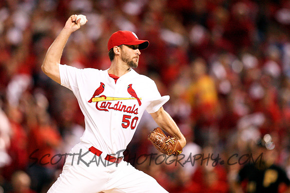 MLB: OCT 09 NLDS - Pirates at Cardinals - Game 5