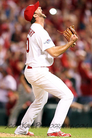 MLB: OCT 09 NLDS - Pirates at Cardinals - Game 5